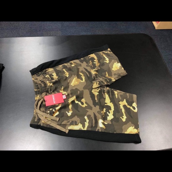 Short - Picture 2 of 2